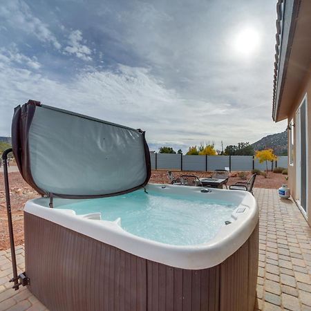Red Rock Dog-Friendly Home Near Hiking Trails! Sedona Luaran gambar