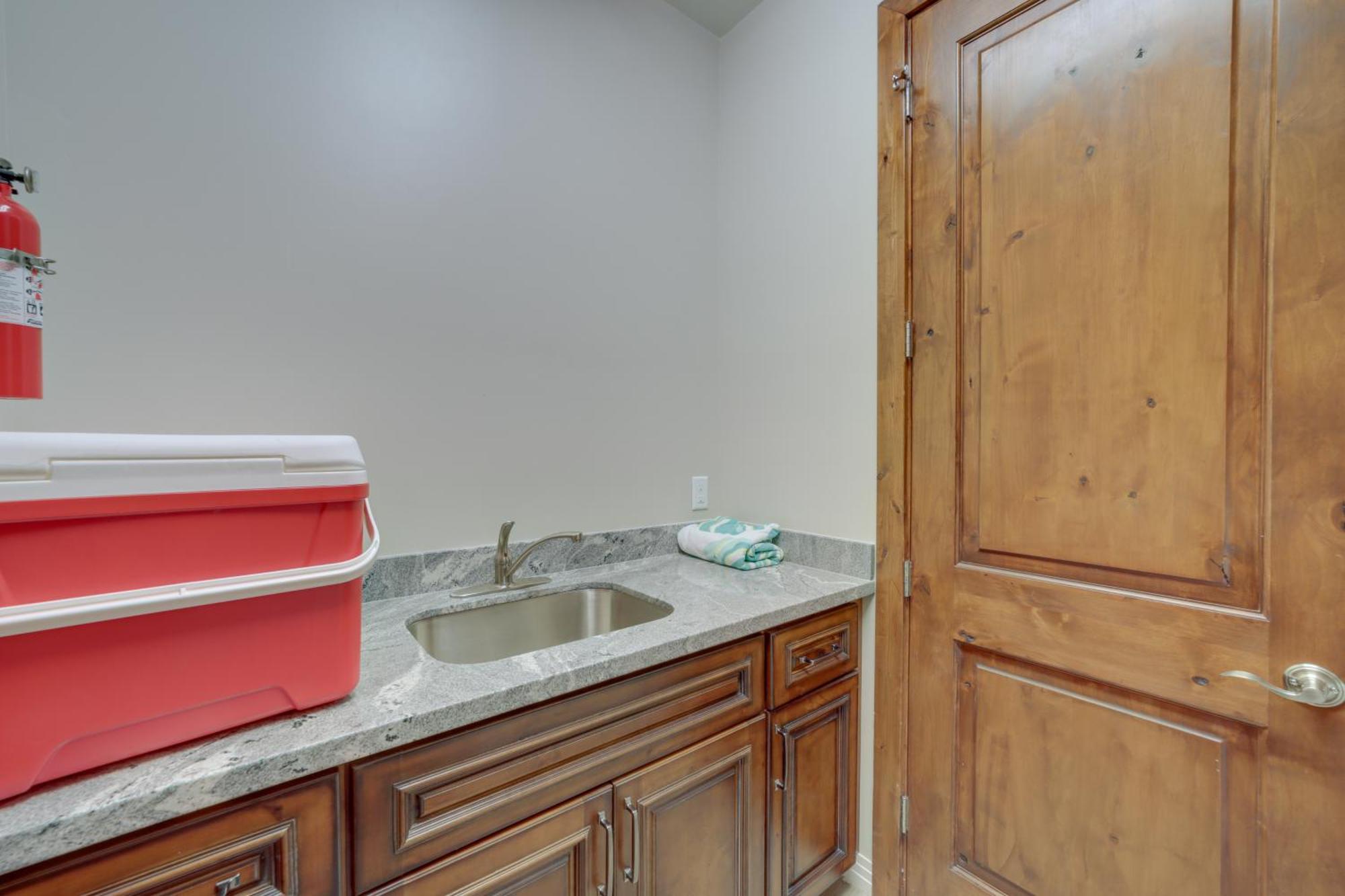 Red Rock Dog-Friendly Home Near Hiking Trails! Sedona Luaran gambar