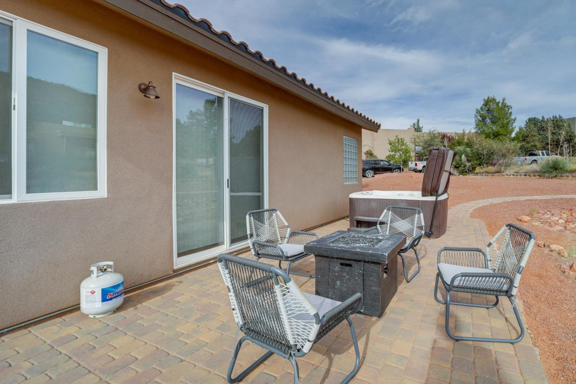 Red Rock Dog-Friendly Home Near Hiking Trails! Sedona Luaran gambar