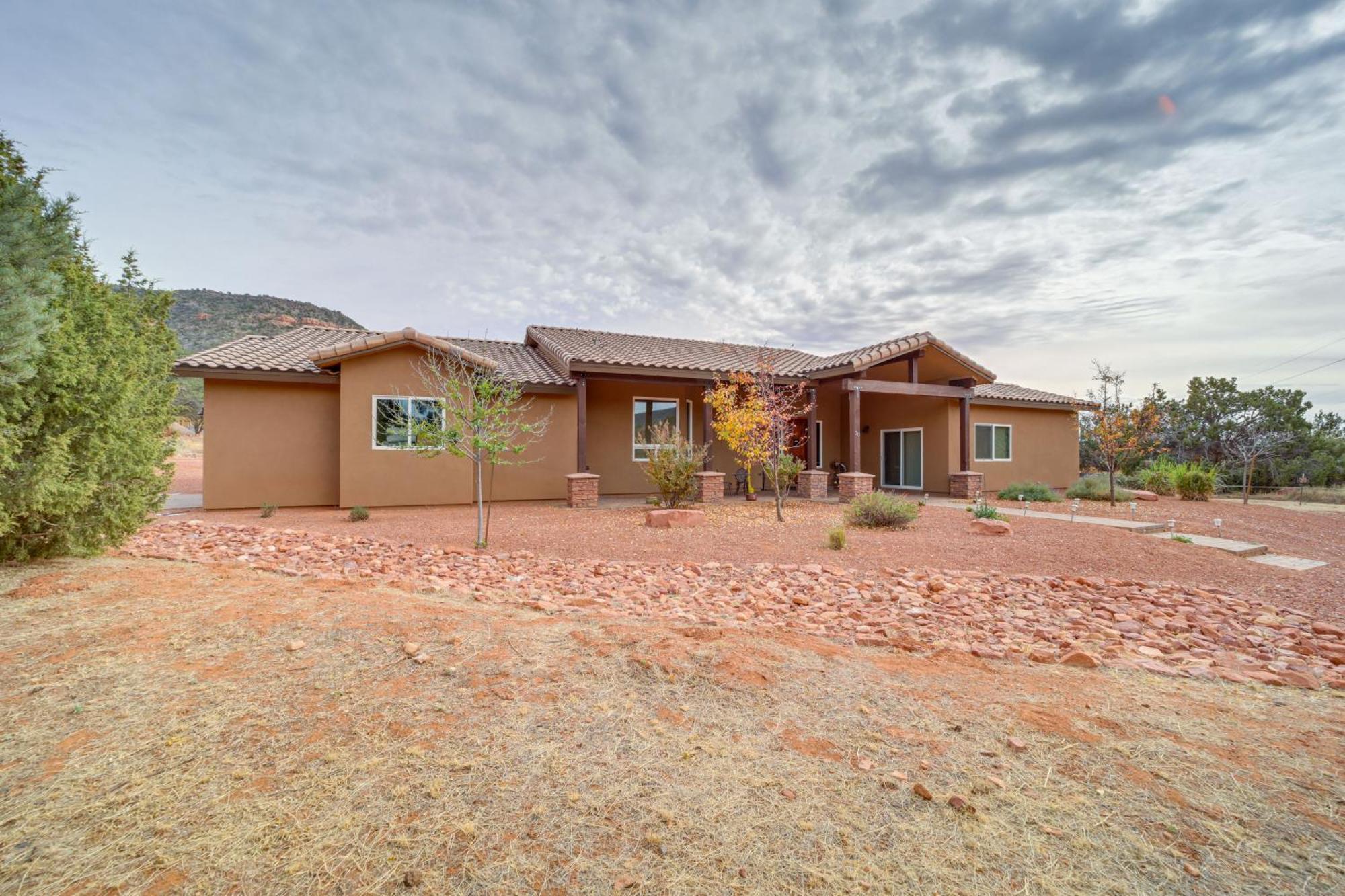 Red Rock Dog-Friendly Home Near Hiking Trails! Sedona Luaran gambar
