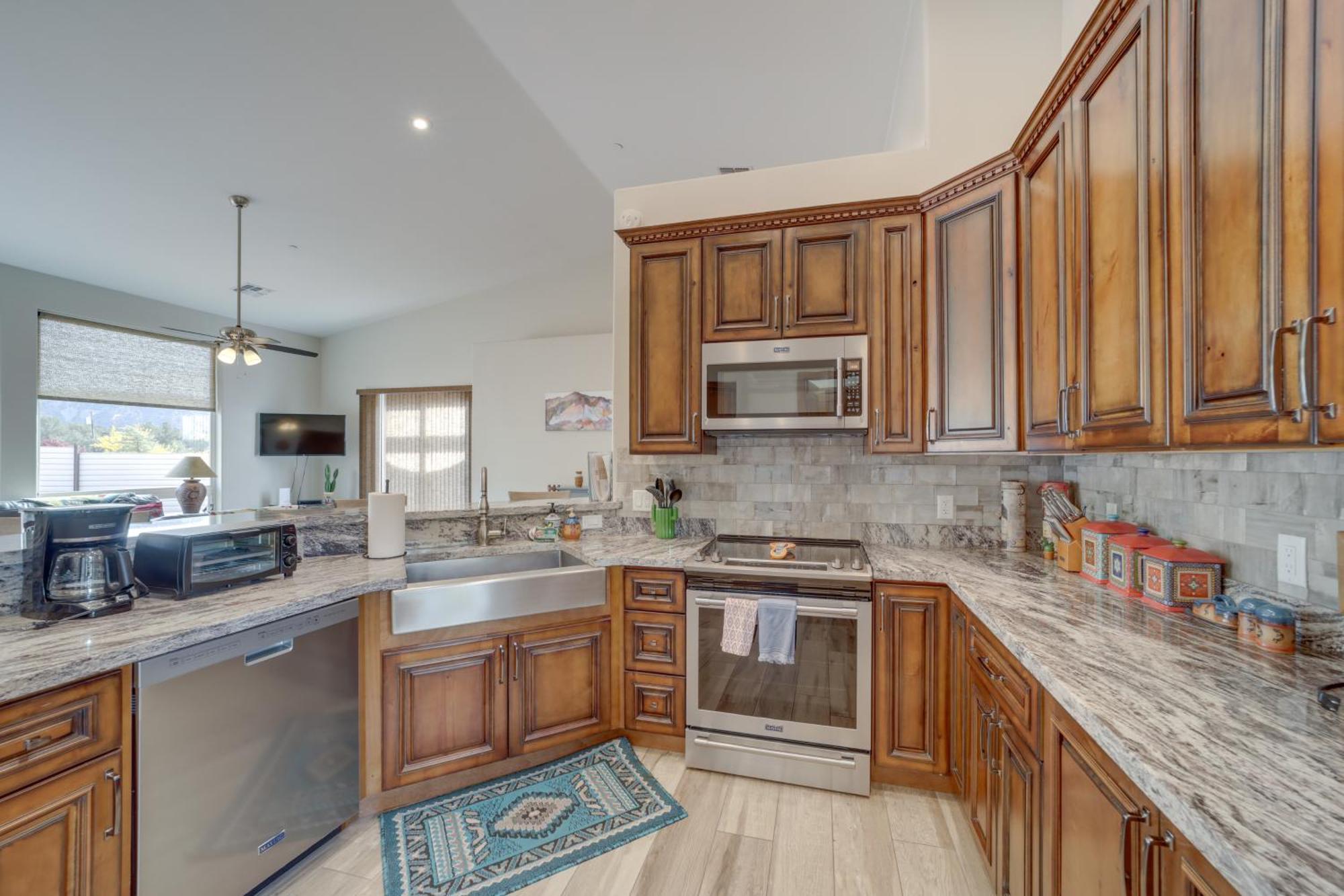 Red Rock Dog-Friendly Home Near Hiking Trails! Sedona Luaran gambar