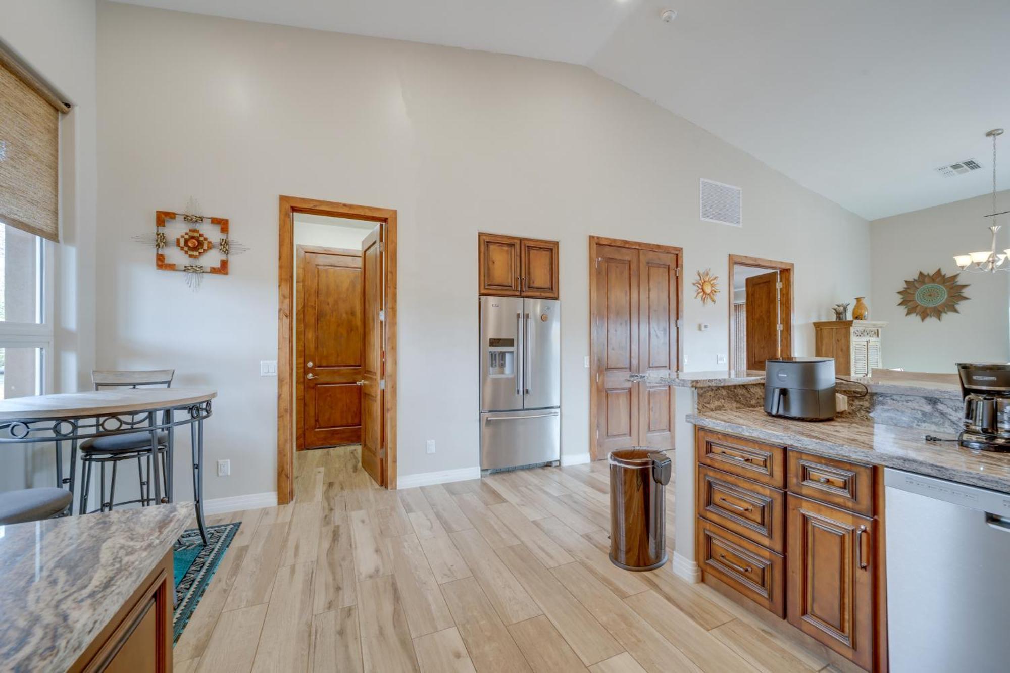 Red Rock Dog-Friendly Home Near Hiking Trails! Sedona Luaran gambar